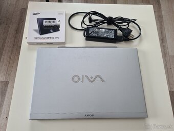 Notebook Sony Vaio VPCSE - 2