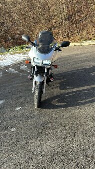 Yamaha FZ400 - 2