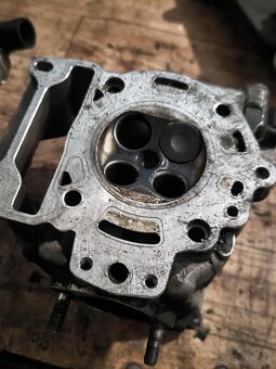 Hlava Piaggio 125cm / LC/ - 2