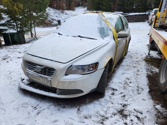 Rozpredám volvo s40 1.6 disel 2008 - 2