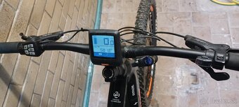 Crussis e-Atland 5.8 468kwh V záruke - 2