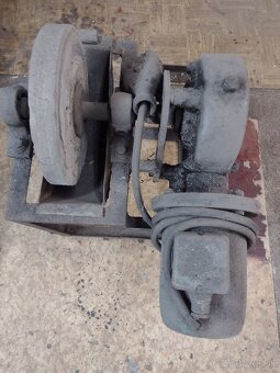 Brúska na nože - 2