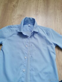 Chlapčenská modrá košeľa. Veľkosť: EU 134 - 2
