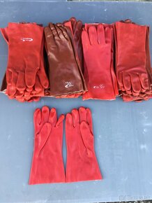 gumené rukavice - 2