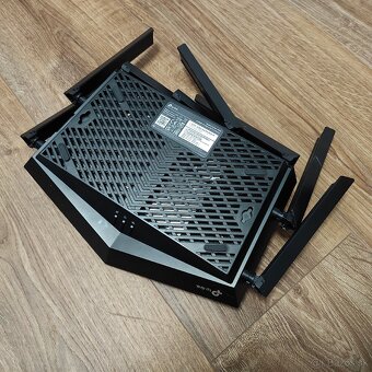 Predám TP-Link Archer AX90 - 2