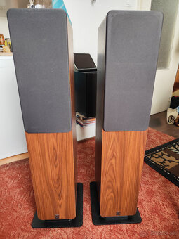 Q acoustics 2050 Reproduktori - 2