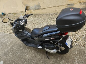 Honda pcx 150 rok 2012 nabehanych len7800km - 2