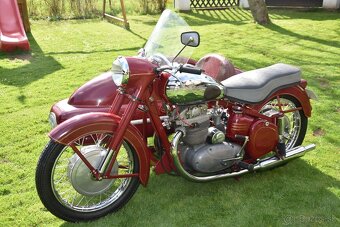 Pěkná JAWA 500 OHC 02 se sidecarem Velorex - 2