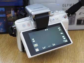 Olympus PEN EPL6 - 2