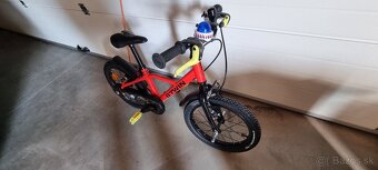16 palcový btwin Discover900 - 2