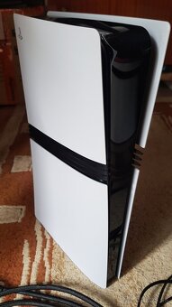 Ps5 pro predám - 2