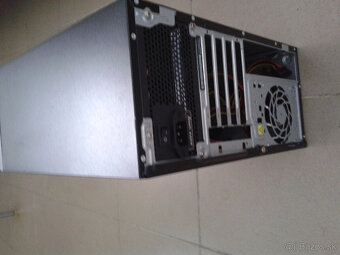 pc skinka so 700w zdrojom 24+3x8pin - 2