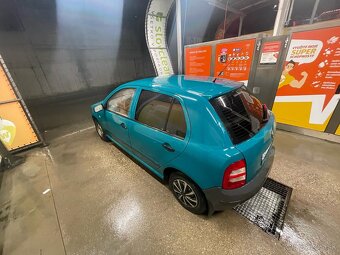 Škoda Fabia Junior Hatchback | 2002 | Jednoduché a lacné aut - 2
