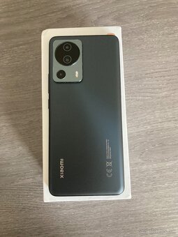 Xiaomi 13 Lite - 2