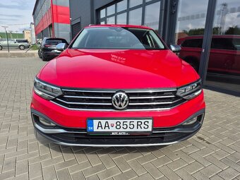 Volkswagen Passat Alltrack 2.0 TDI 4MOTION DSG Business - 2