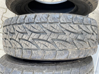 265/65 R17 Bridgestone Dueler A/T - 2