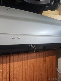 Stresny box Mercedes - 2