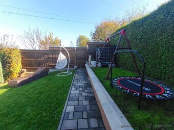 Záhradná chatka v záhradkárskej oblasti - 2