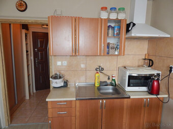 SPEKTRUM REALITY- Na Predaj garsónka, 23 m2 s loggiou , okre - 2