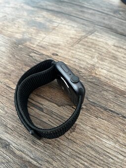 Hodinky Apple Watch 4 - 44m - 2