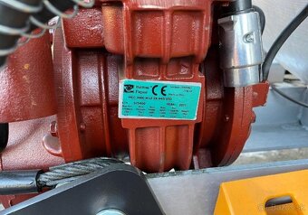 Cisterna fekální vůz - 2