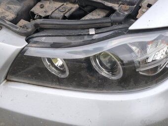 BMW e90 E91 predné svetlá - 2