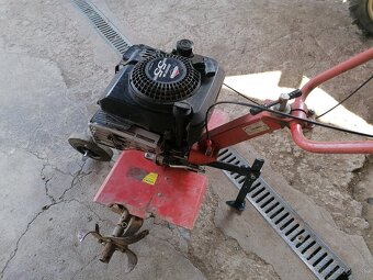 Predám rotavator Robix - 2