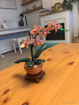 Lego orchidea - 2