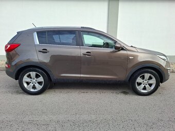 Kia sportage 1,6gdi  benzin - 2