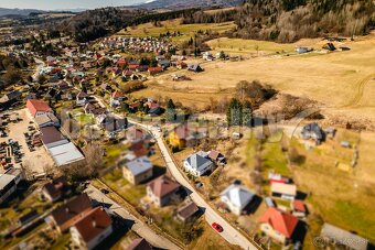 REZERVOVANÝ: Rodinný dom na rekonštrukciu, 147 m2, Beňuš, ok - 2