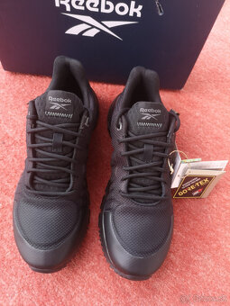 REEBOK dámske gore-tex topánky veľkosť 39 - 2