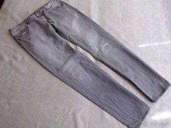 Armani Jeans pánske riflové nohavice L (36) - 2