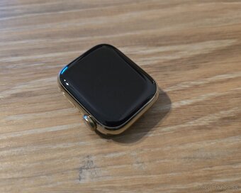 Apple watch 9 41mm Gold Stainless Steel - oceľ LTE cellular - 2