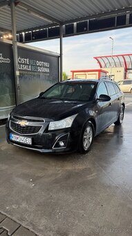 Chevrolet Cruze kombi - 2