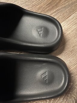 Yeezy slide 41 - 2