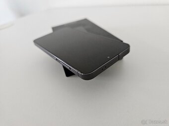 Samsung Galaxy S24 - 2