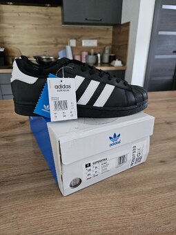 Adidas Superstar veľ.44 - 2