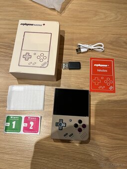 Miyoo Mini Plus herná konzola 64GB - 2