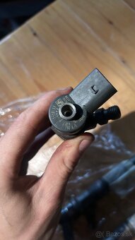 Regulator tlaku paliva bmw pre motory 320d 318d e46 e90 - 2