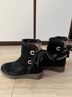 Predám dámske snehule zn. Tamaris veľkosť č.37 - 2