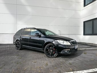 Škoda Octavia II Combi 2.0 TDI CR DPF RS DSG - 2