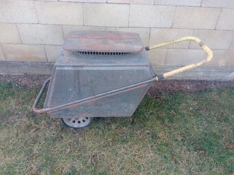 Vozík za bicykel či babetu. - 2