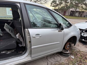 Rozpredam Citroën C4 Picasso 1.6 5FS - 2