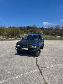 Predam Nissan Navara D21 king cab - 2