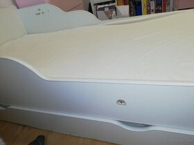 Skrina, komoda, posteľ pre dievčatko Ikea - 2