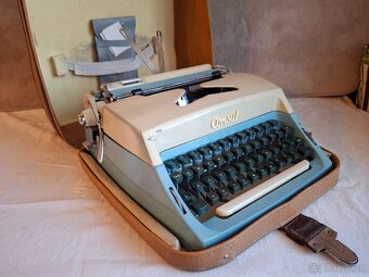 Retro písací stroj Consul - 2