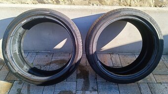 Pirelli Cinturato P7 235/40 R19 - 2