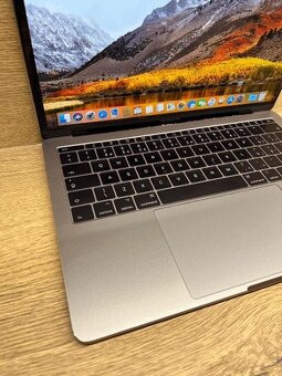 Apple MacBook Pro 2017 13"- Core i5 2,3GHz, 128GB SSD, 8GB - 2
