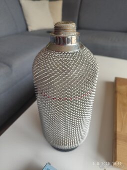 Predám retro sifonovu zachovalú fľašu - 2