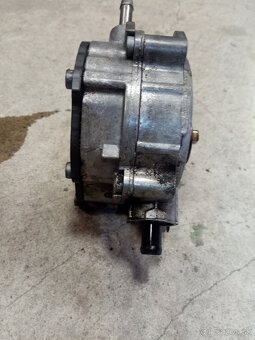 predam vakuovu pumpu na bls kod - 2